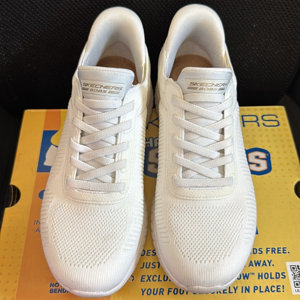 SKECHERS Womens Hands Free Slip-ins Bobs Squad Chaos-Current Muse Sneaker, Sz 6